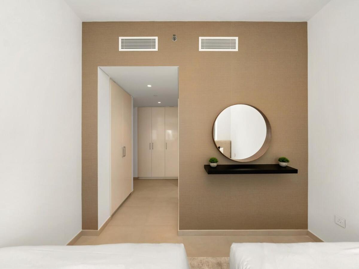 Apartment Royal Vista At Downtown Views Ii - Downtown & Burj Khalifa Views - Brand New Luxury 4br Dubai
