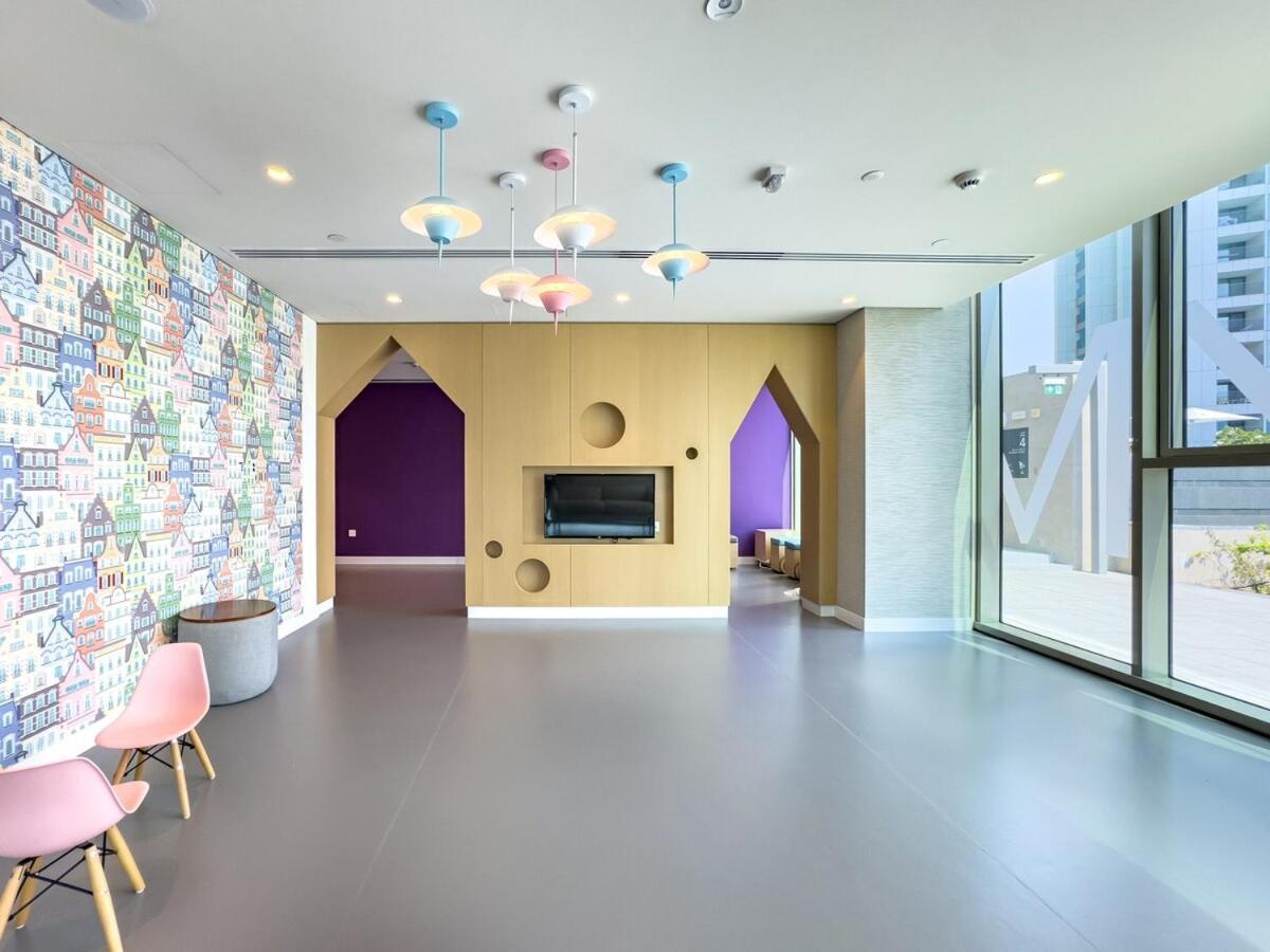 Royal Vista At Downtown Views Ii - Downtown & Burj Khalifa Views - Brand New Luxury 4br *
