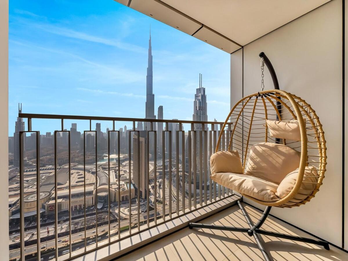 Royal Vista At Downtown Views Ii - Downtown & Burj Khalifa Views - Brand New Luxury 4br Apartment *